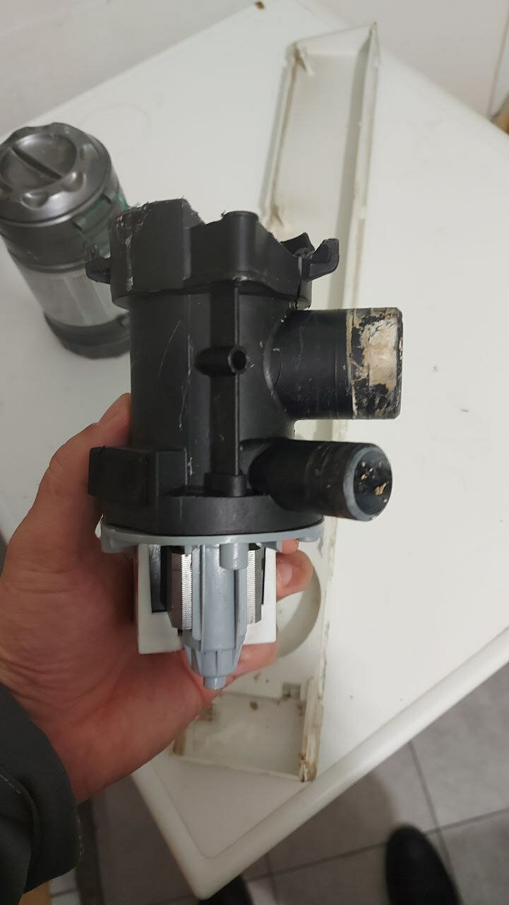 сливной насос канди, 00144992 помпа сливной насос, сливной насос, сливной насос lg, насос сливной для бош max 5