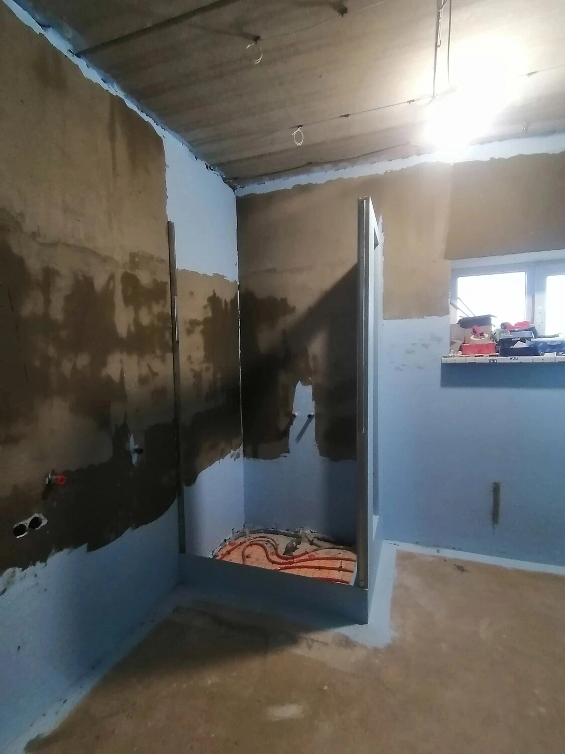 интерьер, квартира, дом ремонт, штукатурка стен в гараже, штукатурка стен