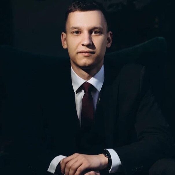 Максим Суслов