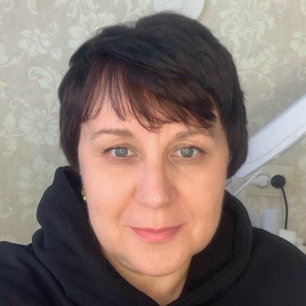 Анна Попова