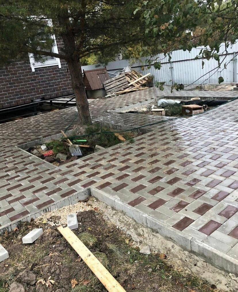 брусчатка укладка, тротуарная плитка брусчатка, тротуарная плитка в частном доме, укладка тротуарной плитки, примеры укладки тротуарной плитки