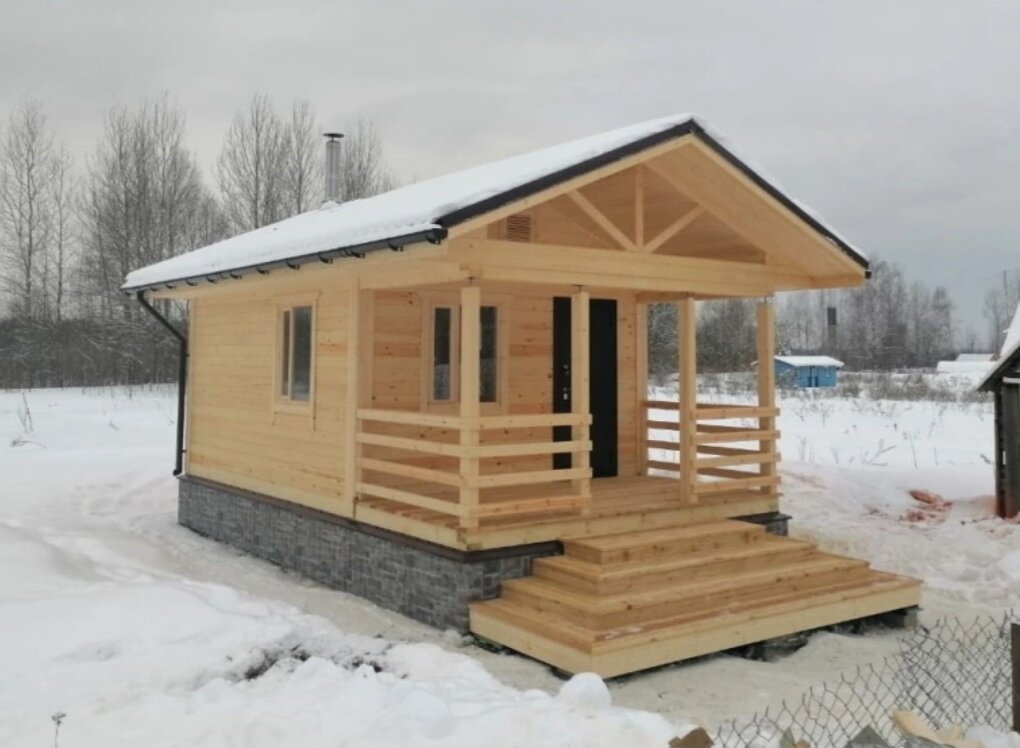 баня из бруса, дачный домик, дачный дом, баня с террасой, банный дом