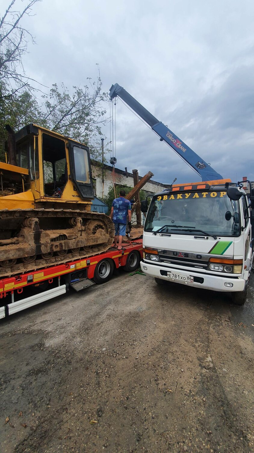 эвакуатор хино рейнджер, эвакуатор с краном, грузовик с манипулятором, кран манипулятор, эвакуатор