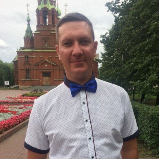 Андрей Макаров