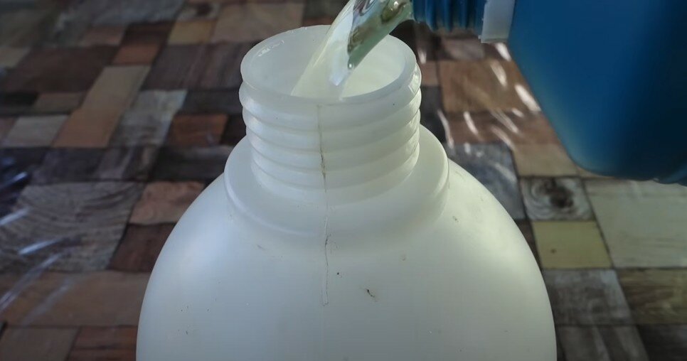 пластиковая бутылка, флакон пэт 500 мл, пустая бутылка, средство для мытья пола 1 кг laima professional концентрат лимон, бесцветная жидкость