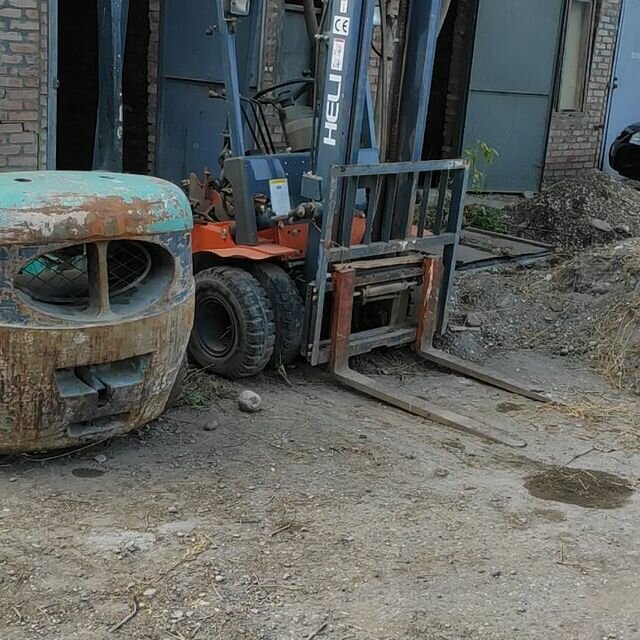 вилочный погрузчик, погрузчик вилочный балканкар 1984 года, вилочный автопогрузчик, львовский вилочный погрузчик 5т, автопогрузчик ап-4014