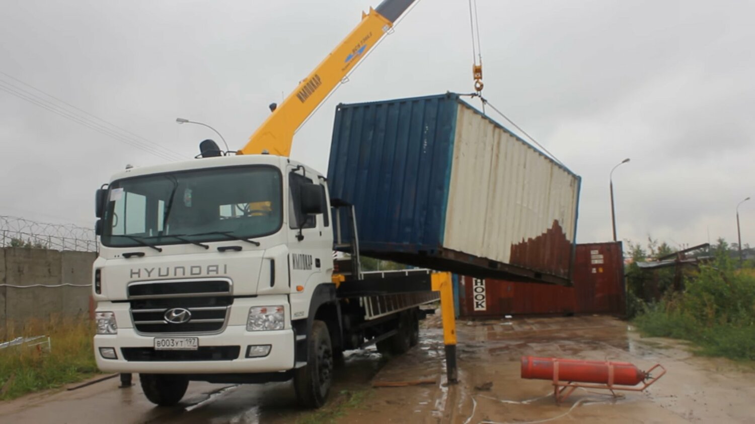 hyundai hd250 манипулятор, кран манипулятор с контейнером, манипулятор hyundai hd-260, манипулятор 10 тонн, кран борт