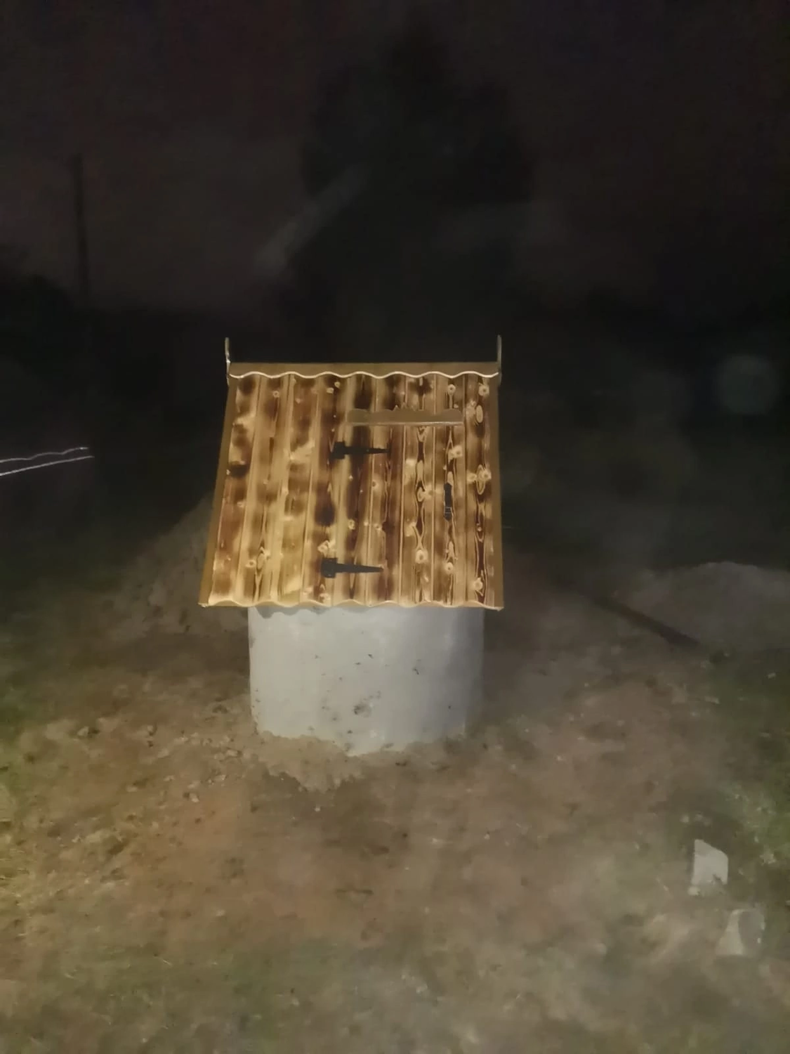 колодец, копка колодцев, домик для колодца, колодец в деревне, оголовок колодца