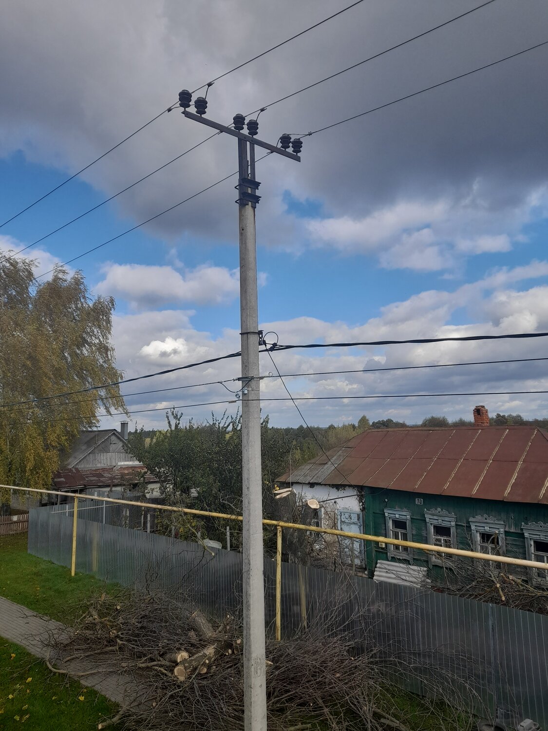 лэп опора, столбы лэп, опора 380 вольт, коробки то столбе электроопоры, электрический столб