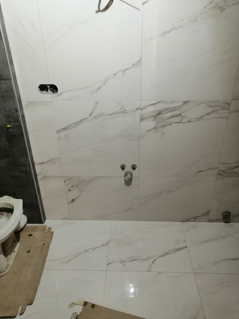 плитка под мрамор, керамогранит kerama marazzi, кафель, укладка плитки, плитка