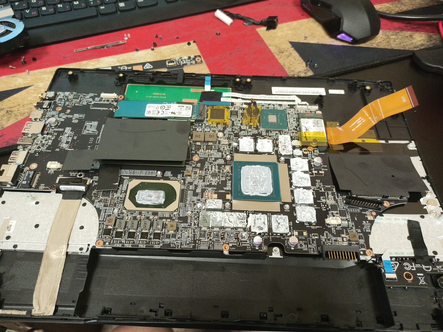 разобранный ноутбук, апгрейд ноутбука, msi ge75 motherboard, чистка ноутбука, перегретая видеокарта ноутбука