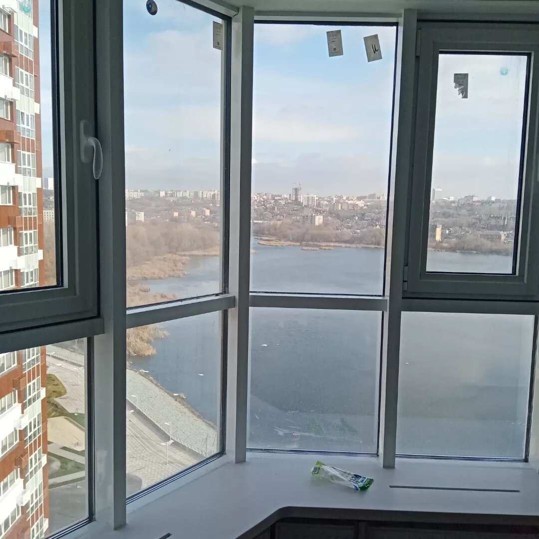 панорамное остекление балкона, панорамное остекление лоджии, варианты остекления балкона, остекление балконов и лоджий, застекленная лоджия