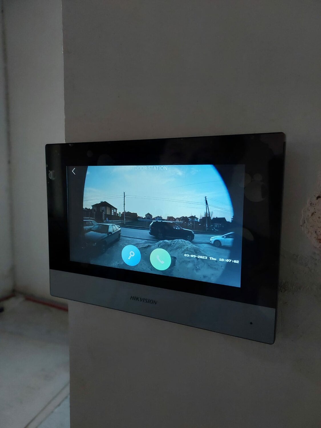 домофон hikvision, домофон hikvision ds-kh6320-wte1, видеодомофон hikvision ds- kh8520- wte1, телевизор, hikvision