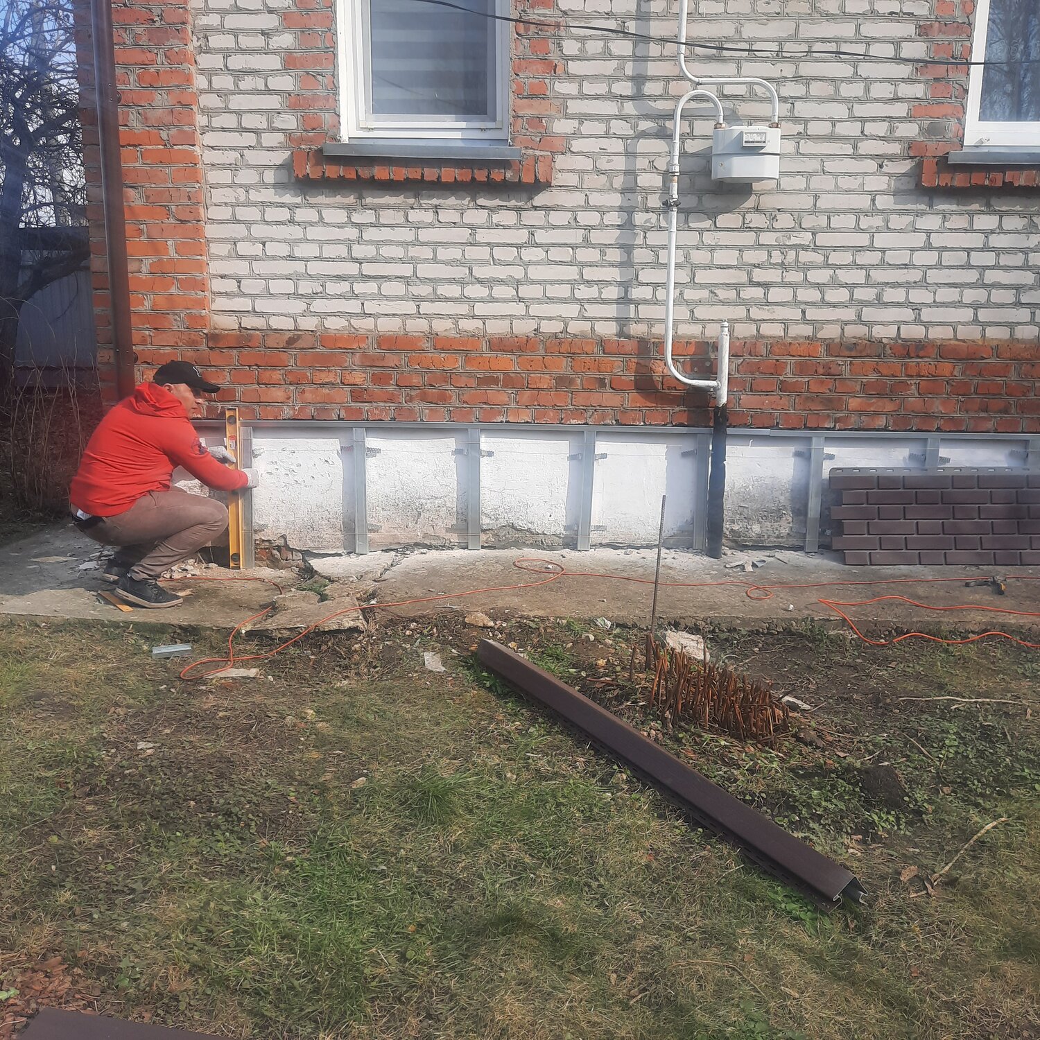 отмостка вокруг дома, тёплая отмостка вокруг дома, отмостка дома, отмостка, утепление фундамента и отмостки