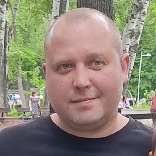 Роман Лещев