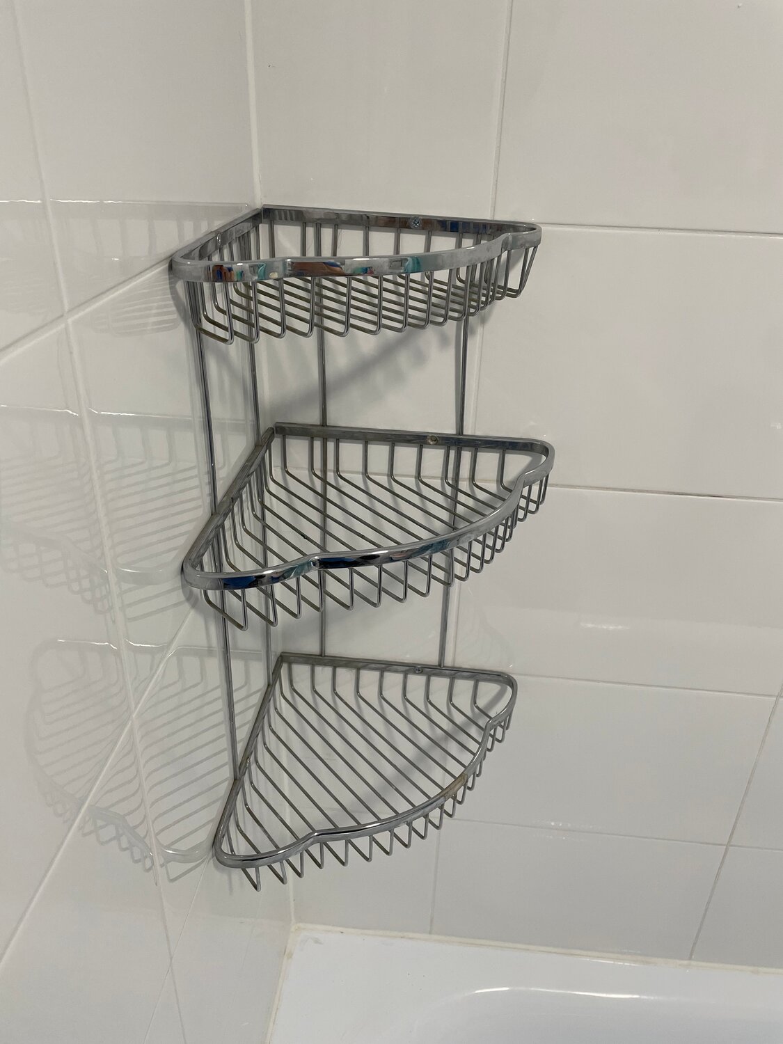 металлические полки для ванной, угловая полка для ванной, полка угловая, полка, полка в ванную