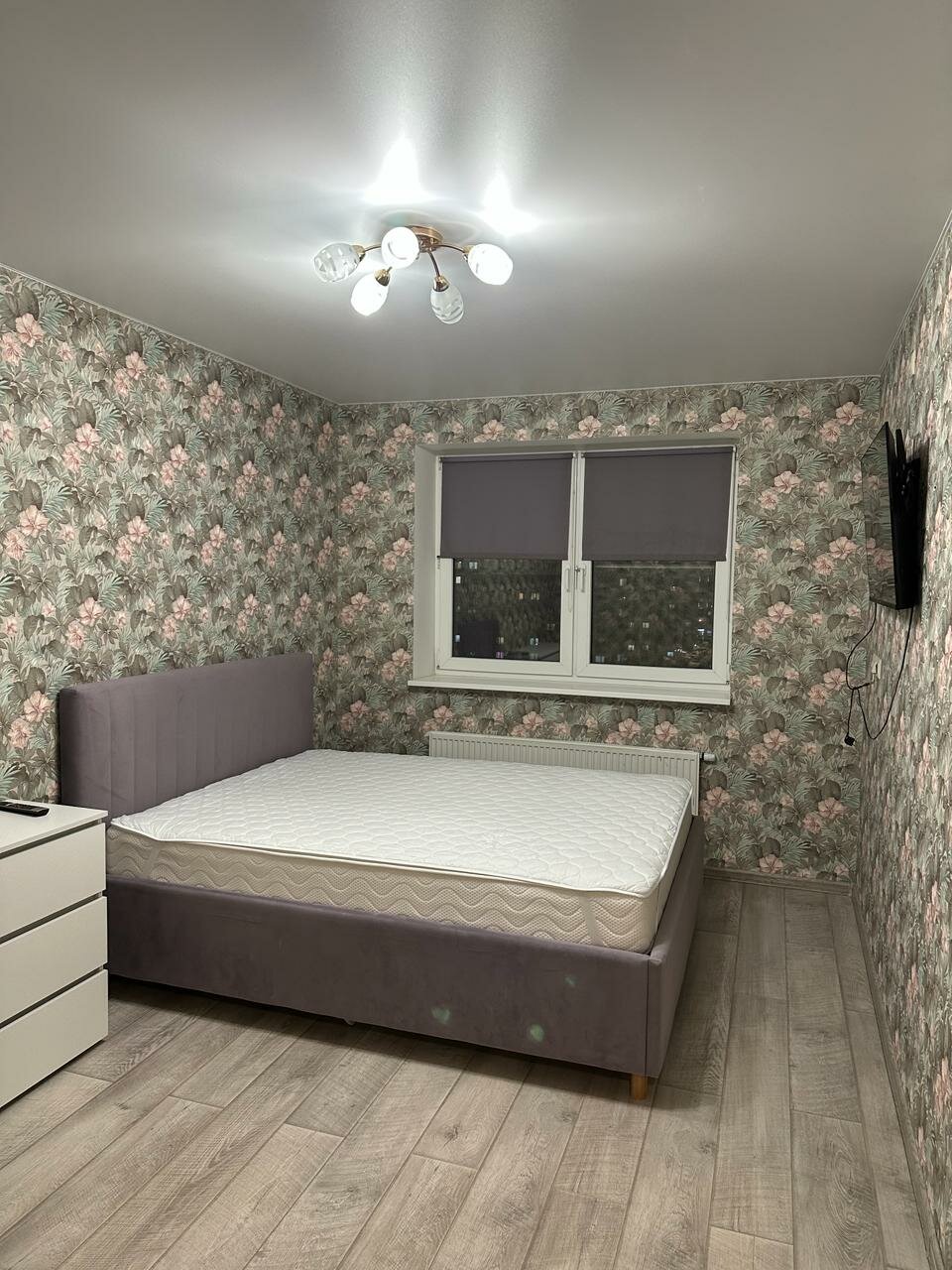 кровать с матрасом, спальные кровати, спальня, кровать двуспальная, спальная кровать