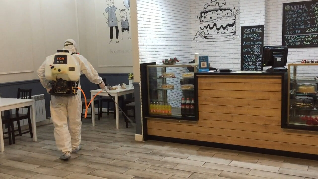 кофейня кофе, бариста в кофейне, пекарня, кофейня cosmos coffee, франшиза кофейни