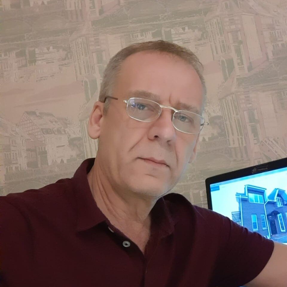 Сергей Яненко
