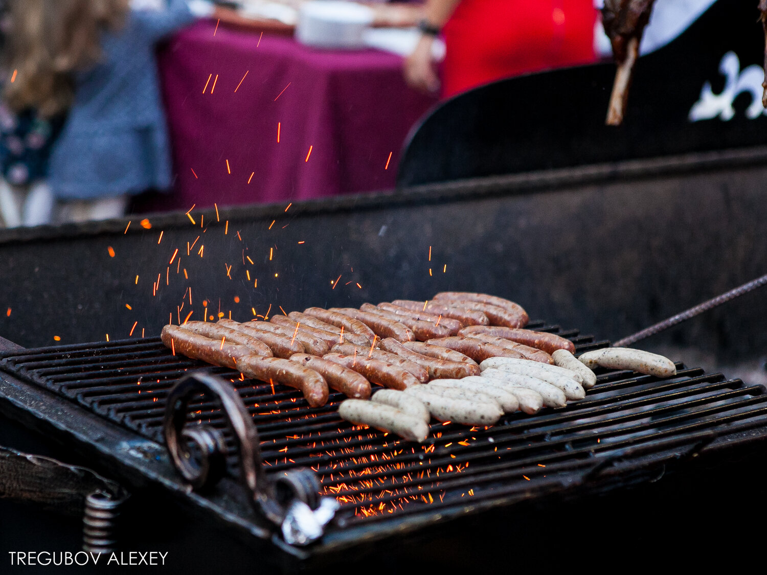 grill, барбекю, сосиски гриль на углях, bbq, сосиски гриль