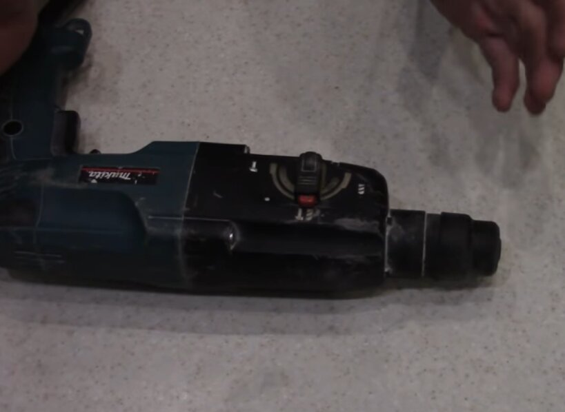 перфоратор сетевой bosch gbh 2-26 dre, перфоратор бош gbh 2-26 dre пьяный подшипник, перфоратор бош 2-24s, перфоратор бош 2-28 отбойник, запчасти бош gbh 2-26 dre