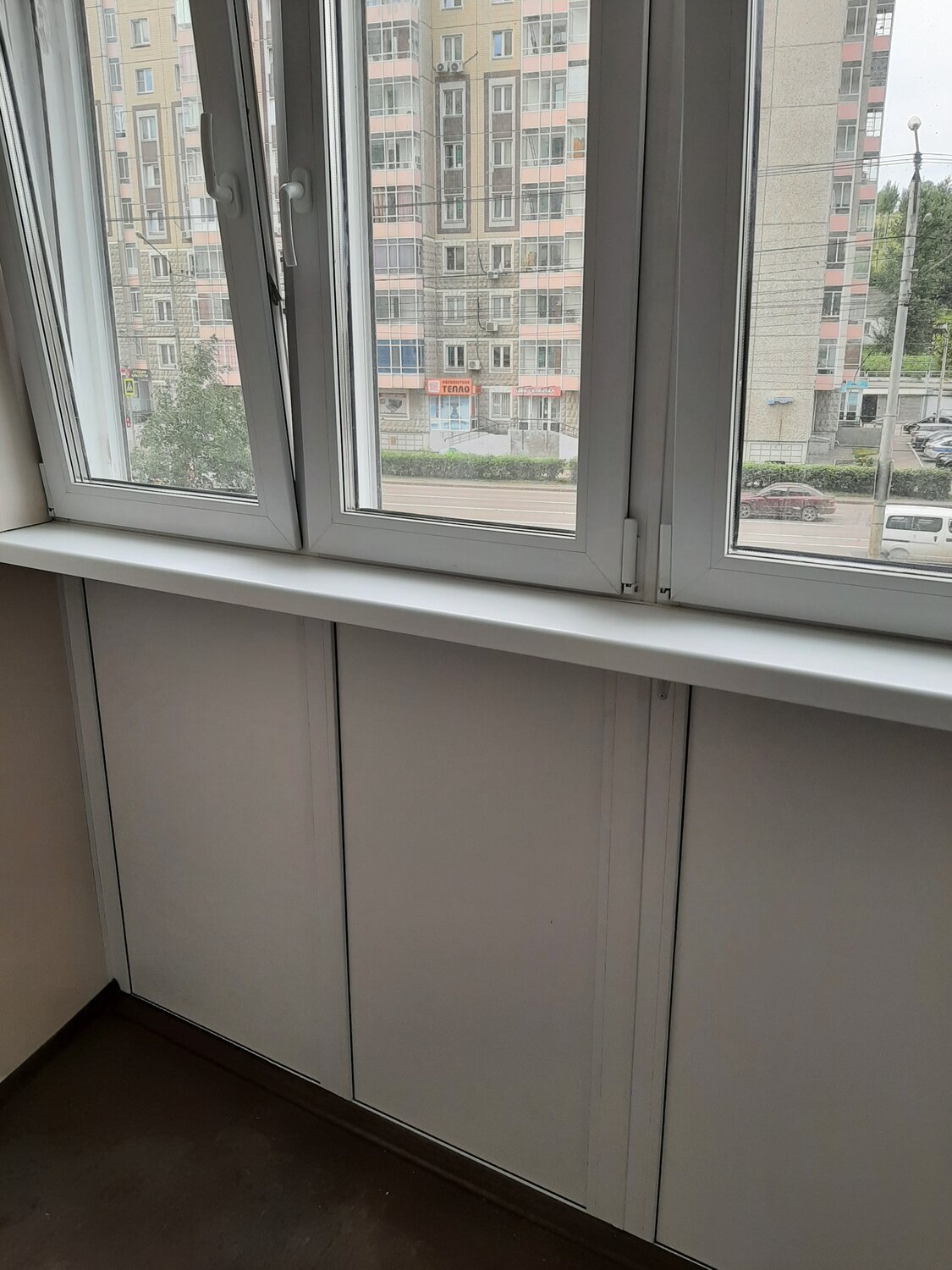 лоджия, балкон, остекление балконов и лоджий, квартира, тумбочки алюминиевые на балкон