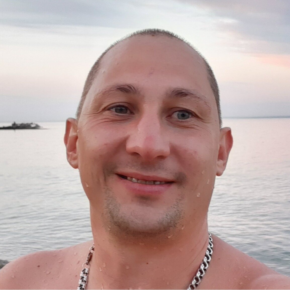 Евгений Антоненко