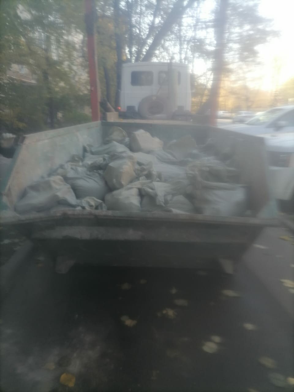 вывоз строительного мусора камаз, вывоз мусора зил, вывоз мусора камаз, вывоз строительного мусора в сочи, мусор
