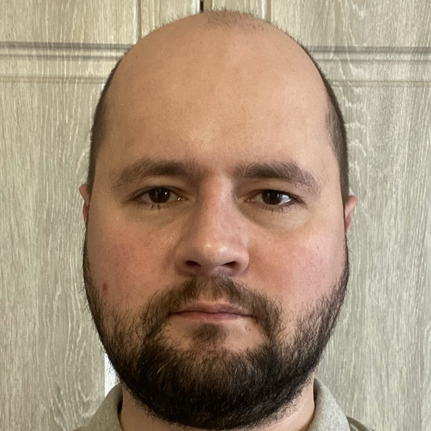 Юрий Петров