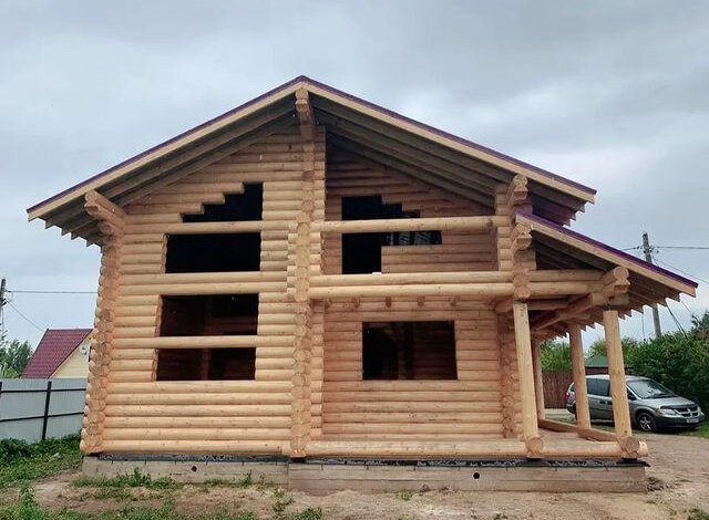 Строительство дома из бревна