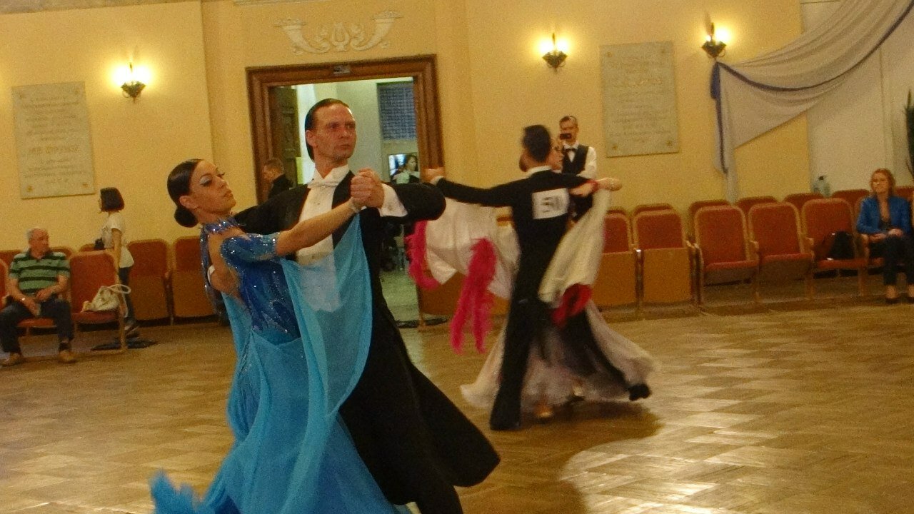 бальные танцы, каневская спортивно бальные танцы, игорь михайлович пешнин бальные танцы, бальные танцы 1995 год, лытус леонид сергеевич бальные танцы