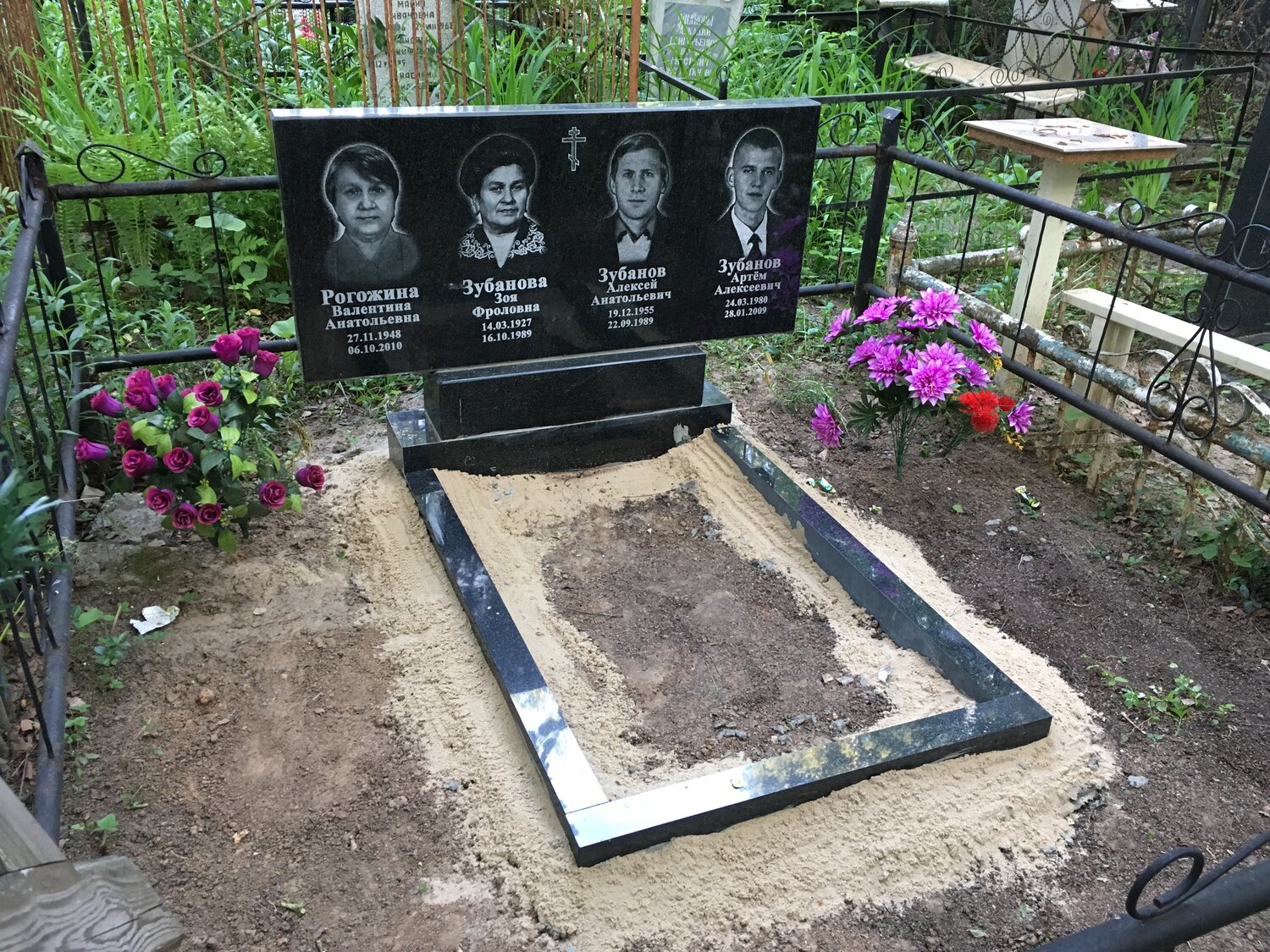 памятники на могилу родителей, памятники, надгробные памятники двойные, памятники на могилу в бугуруслане, памятники на могилу в воронеже