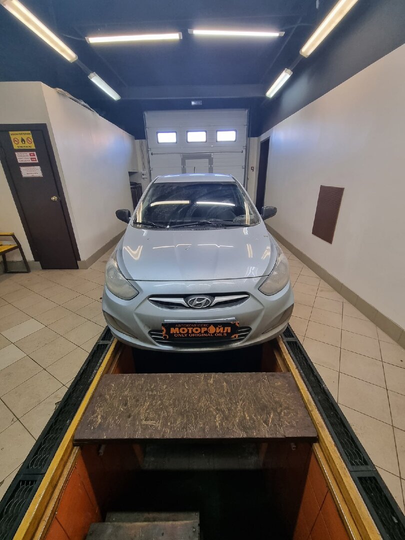 hyundai solaris, автомобиль хендай солярис, солярис, p0130 hyundai solaris, hyundai solaris 2013 бежевый