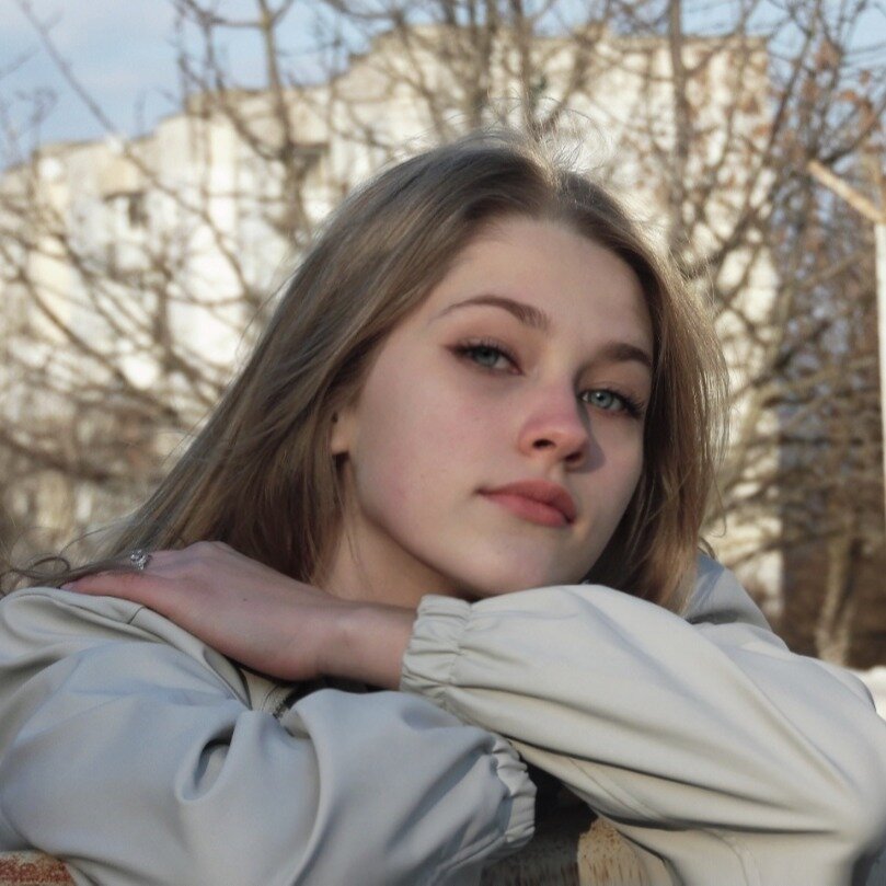 Саша Мельникова