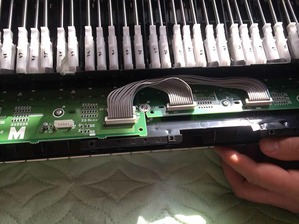 xbox 360 e передняя панель, компьютер, ноутбук, разъём sega mega drive2, поломка шлейфа монитора ноутбука