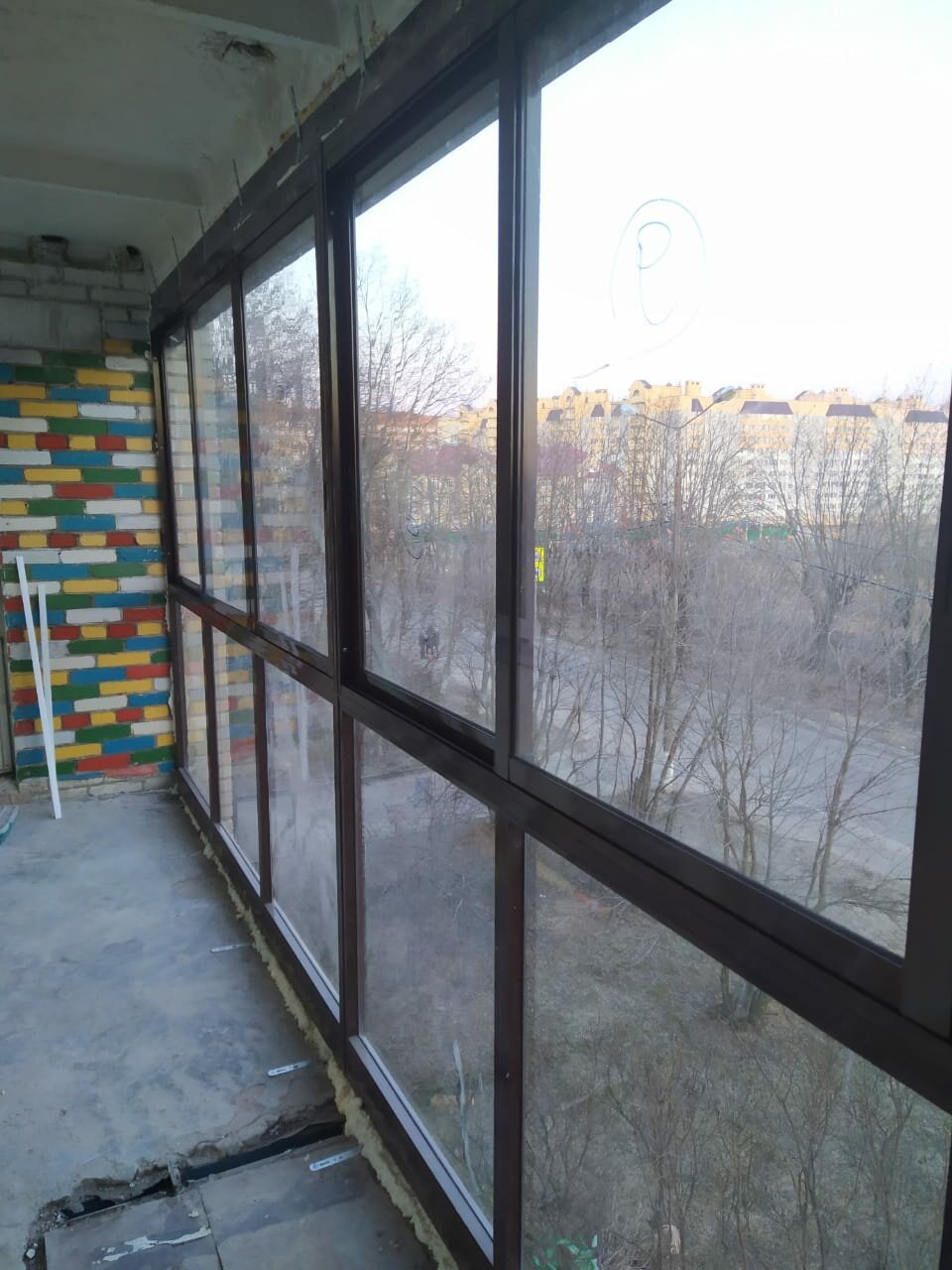остекление балконов и лоджий, лоджия, остекление балконов краснодар, панорамное остекление, витражный балкон