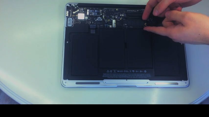 Замена SSD на Macbook