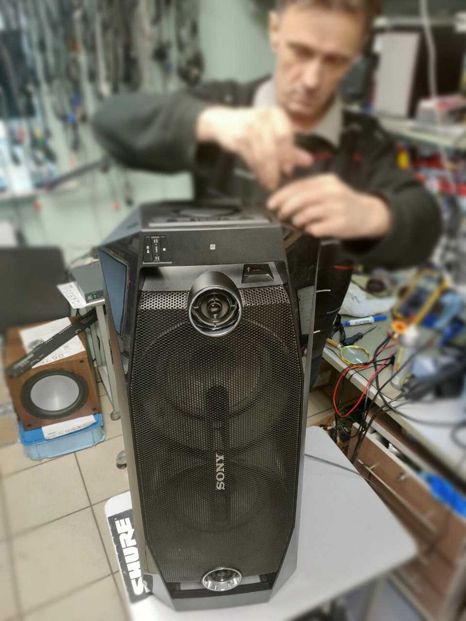 портативная акустика sony gtk-x1bt, sony gtk x 1 bt, колонка большой, колонка, переносная колонка