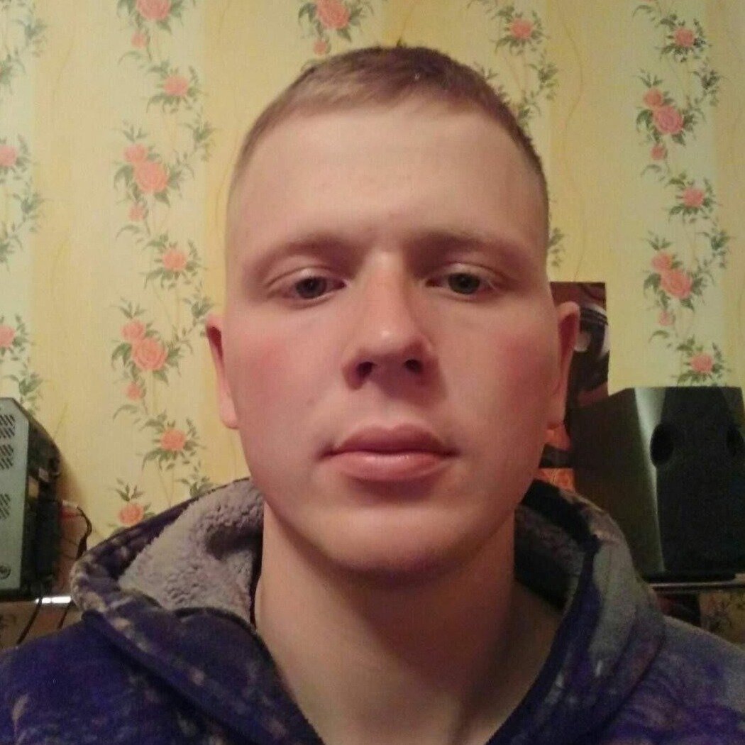 Максим Власов