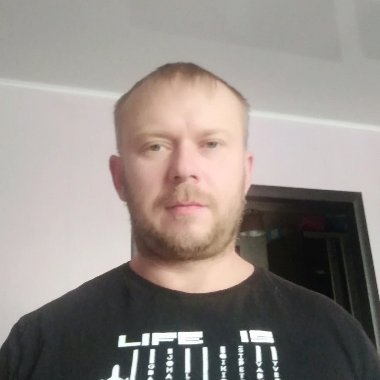 Женя Поздняков