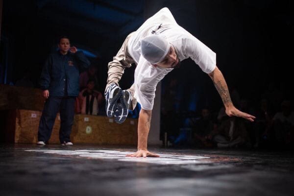 брейк данс, би бой брейк данс, power move брейк данс, брейк данс батл, танец брейк данс