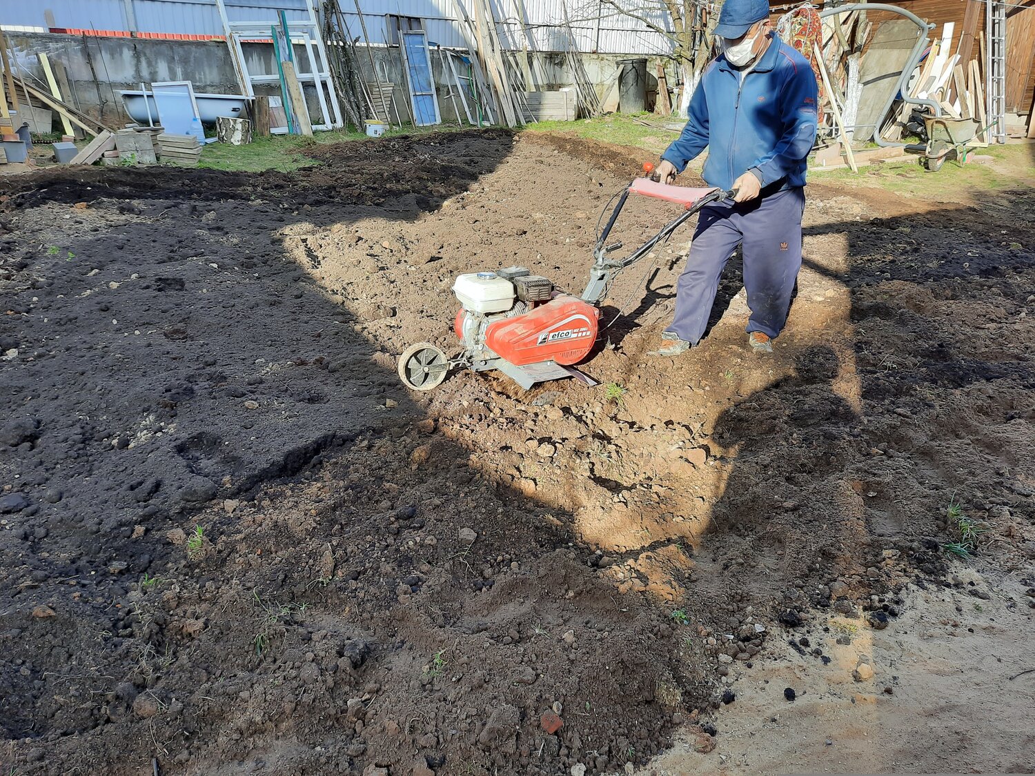 вспашка земли мотоблоком, вспашка мотоблоком, вспашка огорода мотоблоком, вспашка огорода, вспашка земли