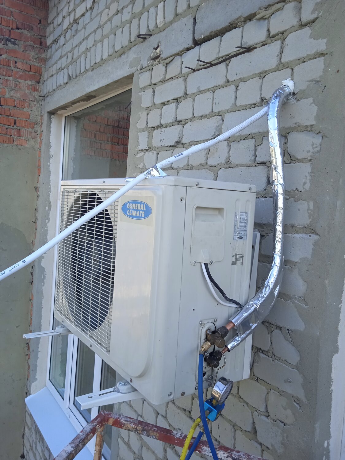 кондиционер для дома, кондиционер наружный блок, монтаж кондиционера, наружний блок кондиционер, кондиционер