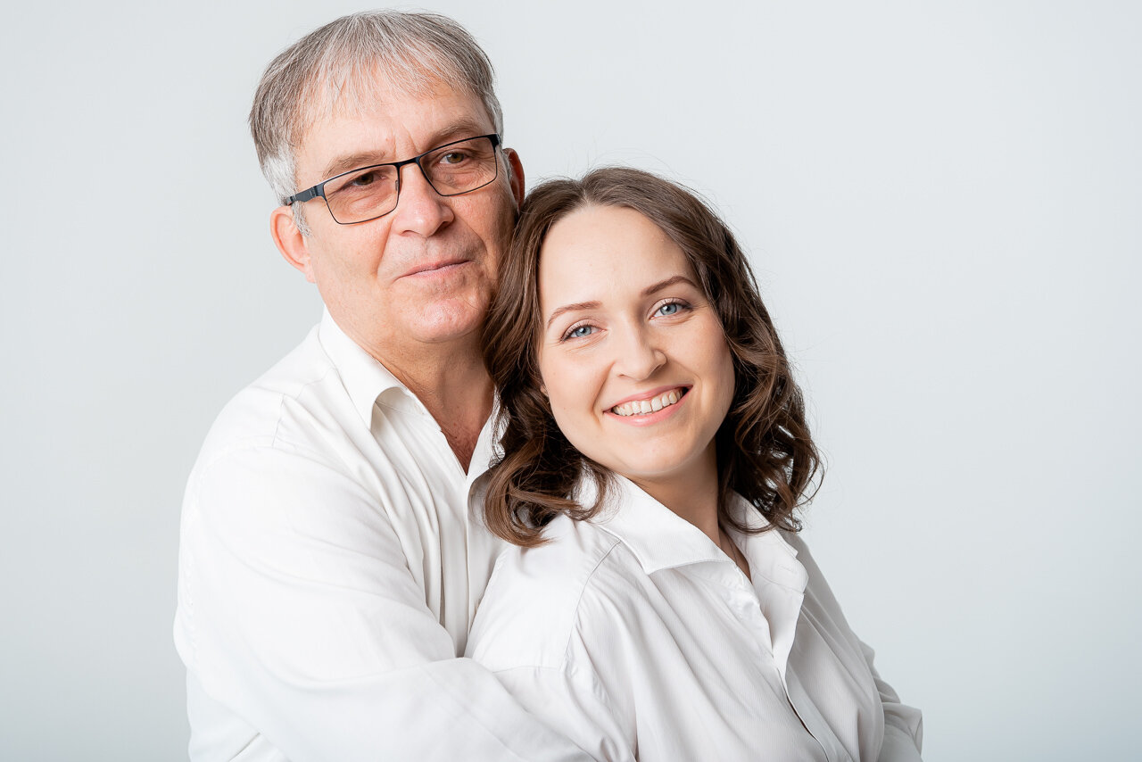 девушка, человек, исцеление, жизнь после 40, девушка с отцом