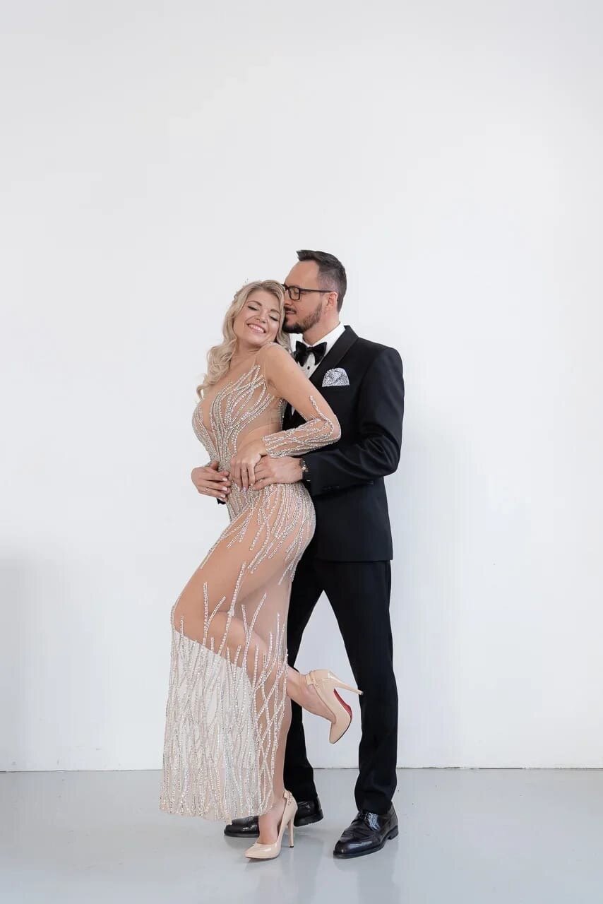 девушка, певцы, пеньюары, прозрачное платье, анжелика ревва 2020 ф