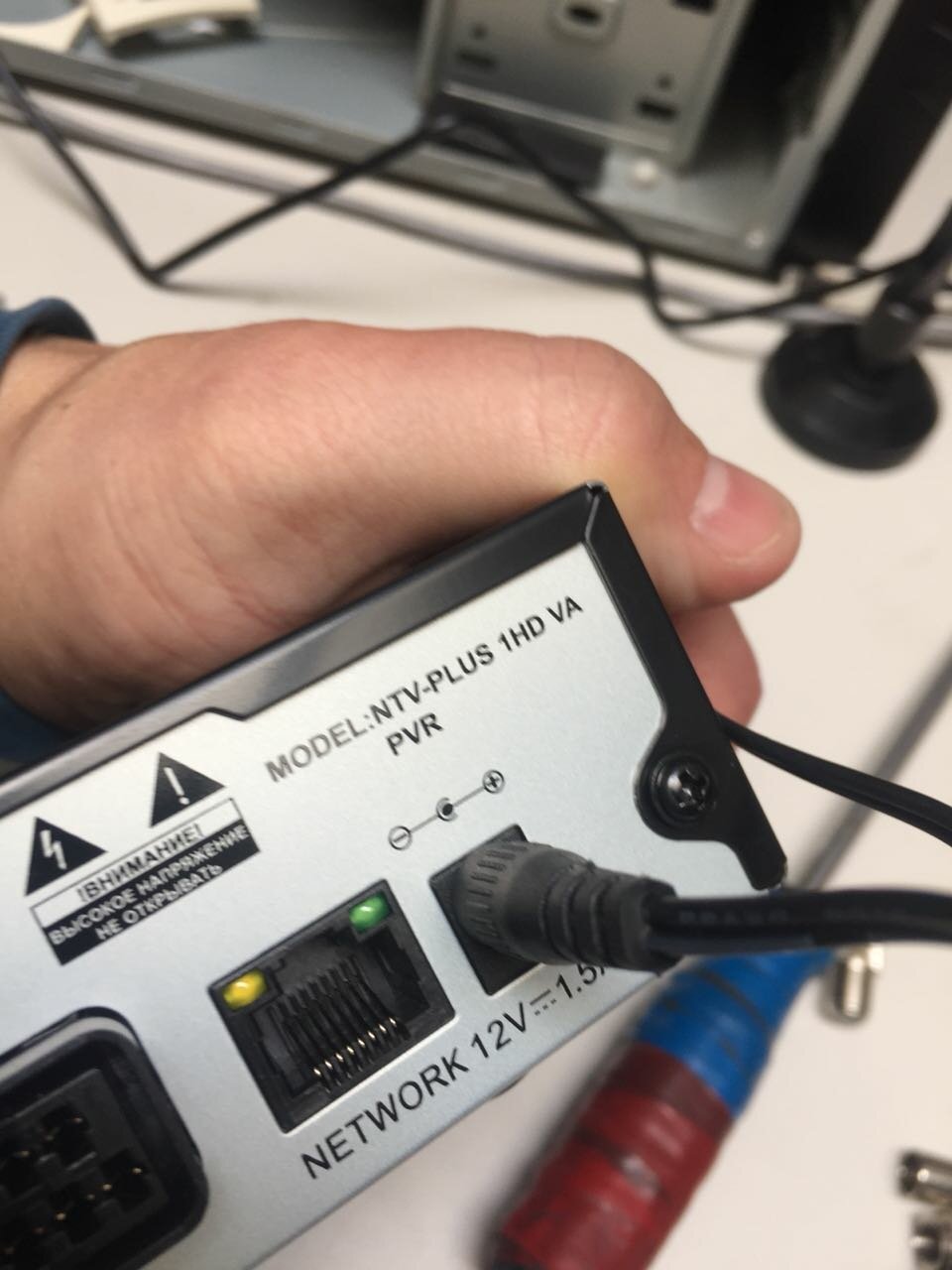 техника, преобразователь, внешняя звуковая карта focusrite itrack solo, m-audio audiobuddy, metrum acoustics nos mini dac