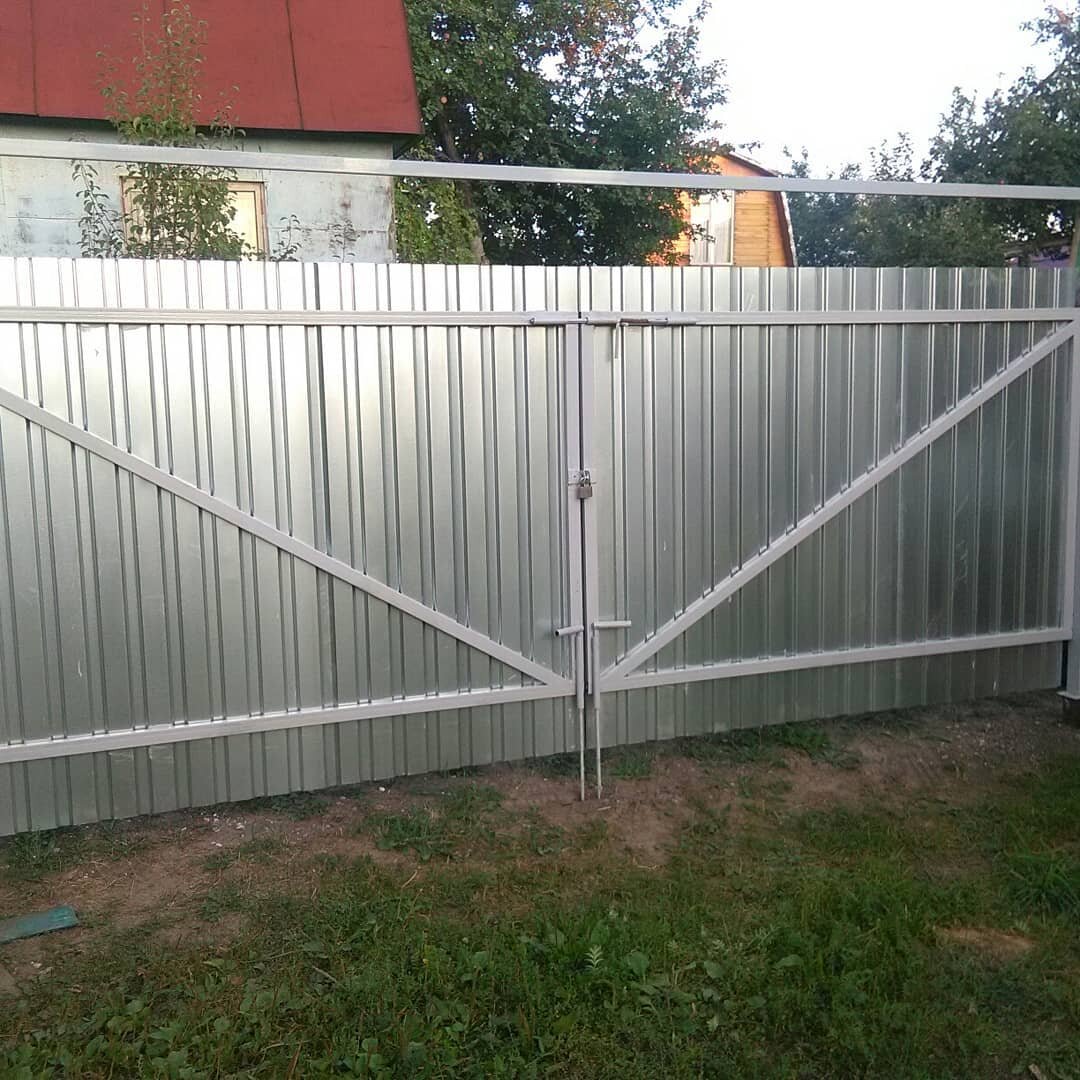 забор из профлиста, забор из профнастила, ворота распашные из профильной трубы 40 20, профнастил для забора с20, забор
