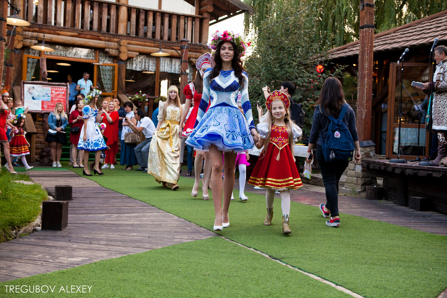 алиса в стране чудес королевство, фестиваль "польская весна в молдове", человек, польская культура, традиции польши