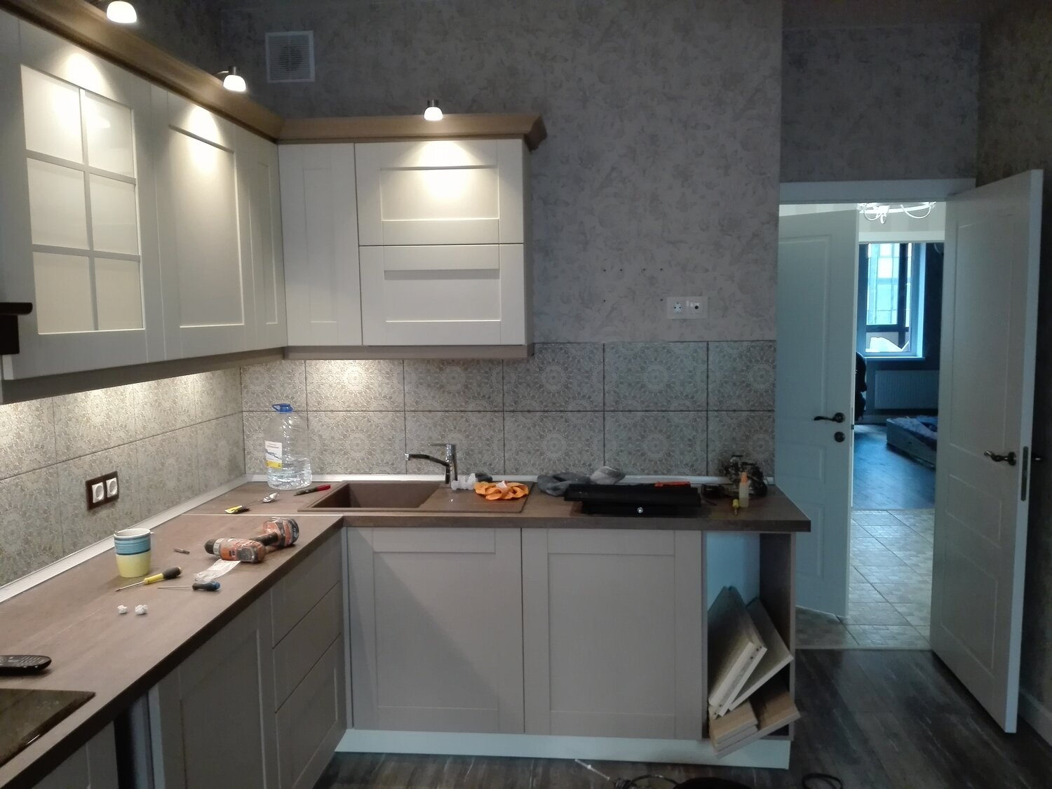 дизайн кухни, кухонный гарнитур, кухня, идеальная серая кухня, кухня мечты