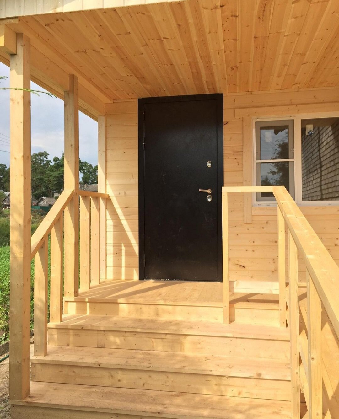 Строительство крыльца к дому